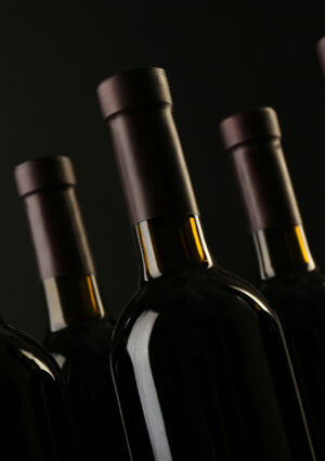 Operazione &ldquo;Vinum Mentitum&rdquo;, sequestrati 2,5 milioni di litri di vino falso Dop e Igp