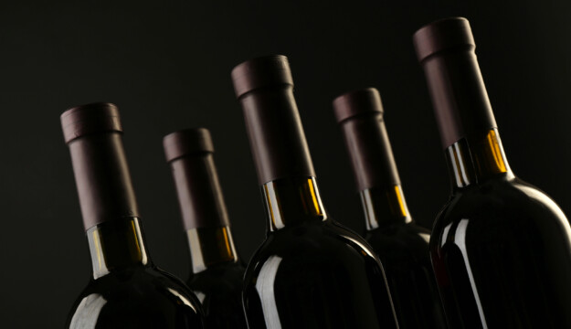 Operazione &ldquo;Vinum Mentitum&rdquo;, sequestrati 2,5 milioni di litri di vino falso Dop e Igp