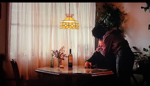 Lo beve DiCaprio ed &egrave; un successo immediato: il vino spagnolo nel film che ha trionfato agli Oscar