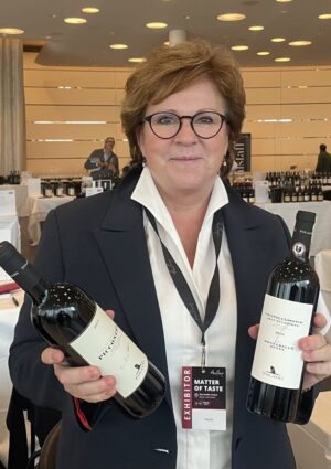 Nella &ldquo;sfida&rdquo; social di Wine.com &egrave; Tolaini l&rsquo;unica azienda italiana in finale. Votano i follower