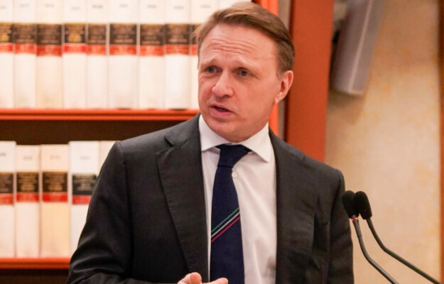 &ldquo;Sul vino oggi pesano tanti fattori, ma continuiamo a supportarlo con tante risorse&rdquo;