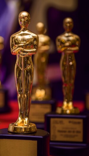 Cosa si mangia e si beve agli Oscar 2026? Il 15 marzo in cucina (di nuovo) lo chef Wolfgang Puck