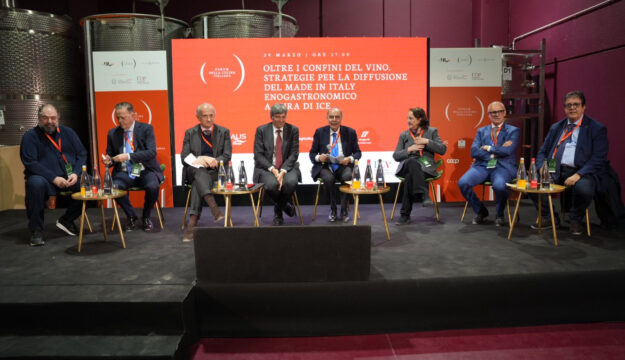 Ridurre la produzione e affermare il ruolo del vino in uno stile di vita virtuoso: il futuro &egrave; qui