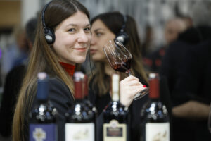 Tra un 2025 complicato ma in cui il vino italiano non &egrave; crollato, e la visione sul 2026