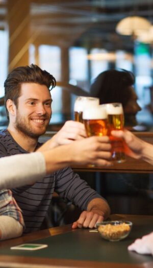 Entra la birra anacolica, esce la lager premium: come cambia il paniere della spesa in Uk