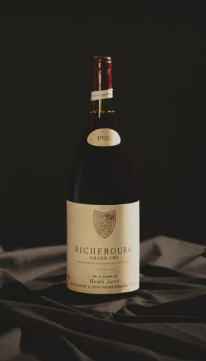 Henri Jayer domina l&rsquo;asta Finarte: una bottiglia di Richebourg 1985 passata di mano per 20.000 euro