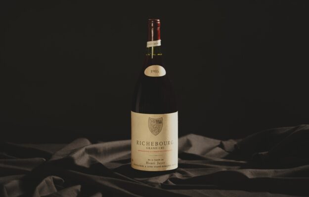 From Burgundy myths to great Barolos, from Supertuscans to real rarities in auction with Finarte