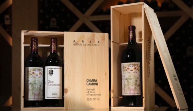 Il legame di un vino con il suo territorio &ldquo;ti fa abbracciare in un unico sguardo un mondo intero&rdquo;