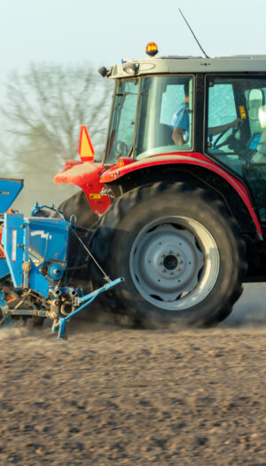 Carburanti, il Governo interviene sui prezzi, &ldquo;ma per il settore agricolo nessuna misura ad hoc&rdquo;