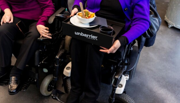 Da Milano nasce &ldquo;Unbarrier&rdquo;, un progetto per rendere bar e ristoranti accessibili a tutti