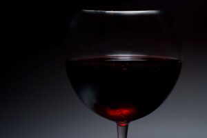 Il vino soffre in Usa e cerca nuovi mercati. Ma la guerra in Medio Oriente preoccupa