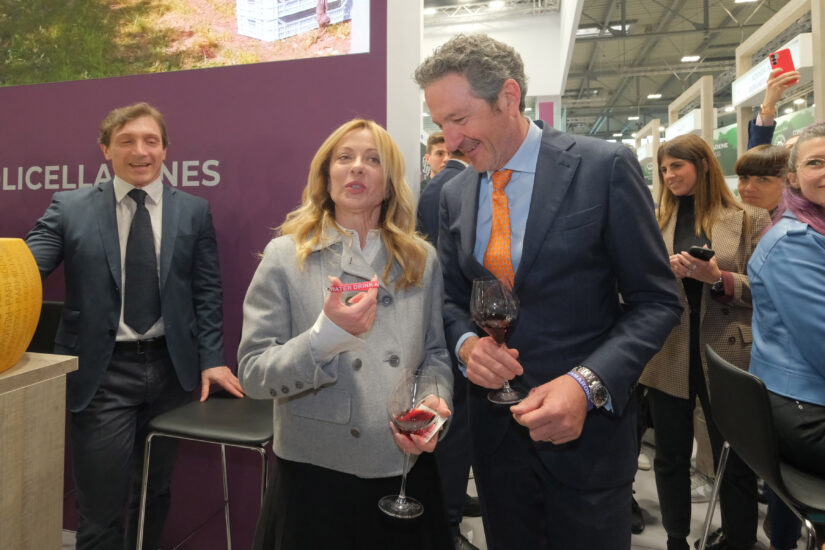 La Premier Meloni, a Vinitaly 2026, al Consorzio Vini Valpolicella (credit: Veronafiere/Ennevi)