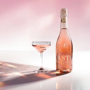 L&rsquo;Asti Docg diventa ufficialmente anche &ldquo;Ros&egrave;&rdquo;: sar&agrave; un blend di uve Moscato e Brachetto