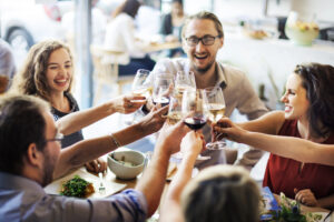 Vino, 2026 ancora complesso, ma giovani e fascia premium fanno ben sperare