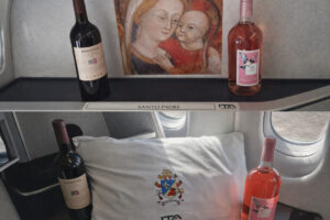 Dalla terra al cielo, i vini di Cantine Lento sono volati con Papa Leone XIV in Africa