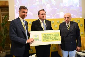 Da Coldiretti 1 milione di firme al Commissario Ue Várhelyi per la sicurezza alimentare
