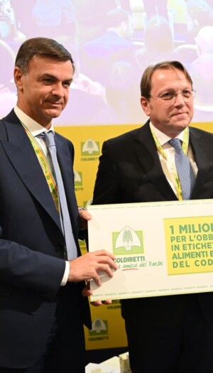 Da Coldiretti 1 milione di firme al Commissario Ue Várhelyi per la sicurezza alimentare