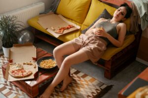&ldquo;Comfort eating&rdquo;, una risposta psicologica diffusa allo stress moderno anche in Italia