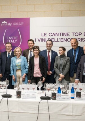 Il &ldquo;rinascimento&rdquo; del vino italiano ha fatto nascere grandi vini, ma anche l&rsquo;accoglienza in cantina