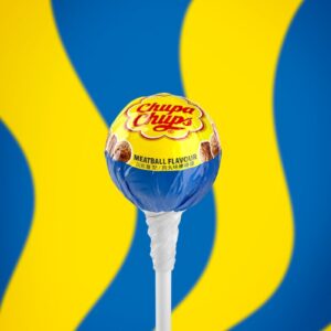 Ikea punta sempre pi&ugrave; sul food e, insieme a Chupa Chups, produce il lecca-lecca alla polpetta