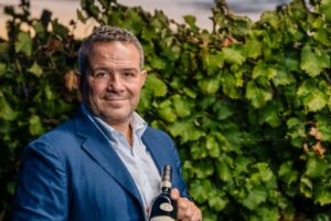 Arnaldo Caprai, simbolo del Sagrantino di Montefalco, nel portafoglio di Angelini Wines & Estates