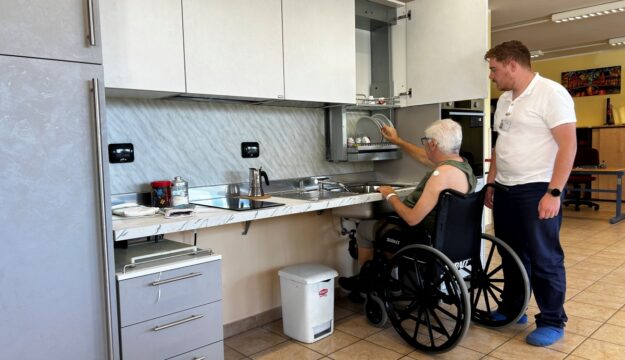 La cucina come terapia di riabilitazione neurologica ed ortopedica al San Camillo di Torino