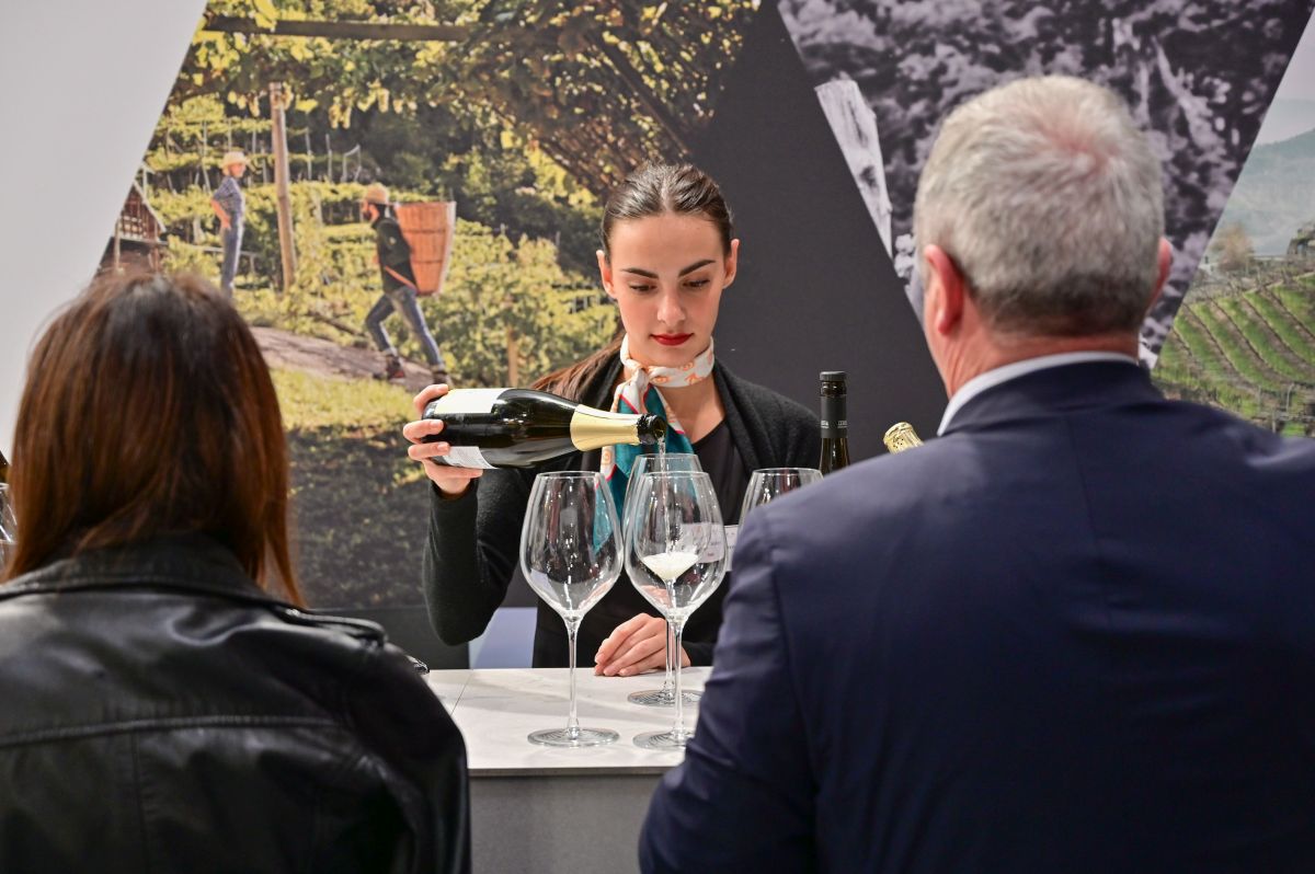 Is there an “Italian” way to drink wine? Yes, and Vinitaly 2026 in 