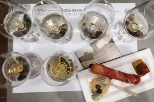 La longevit&agrave; dei vini bianchi autoctoni del Friuli Venezia Giulia: non pi&ugrave; in potenza, ma in atto