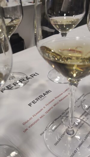 Trentodoc Giulio Ferrari e Ferrari Riserva Lunelli: un viaggio nel tempo nell&rsquo;&ldquo;Archivio di Famiglia&rdquo;