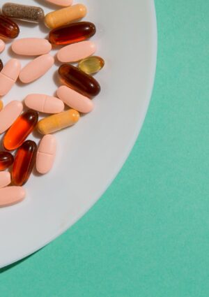 Integratori e vitamine: da supporto occasionale a rituale quotidiano di benessere per gli italiani