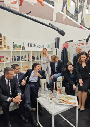 &ldquo;Stop temporaneo ai nuovi impianti dei vigneti in Italia&rdquo;: la proposta di Legacoop Agroalimentare