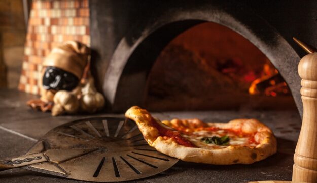 Il &ldquo;sesto gusto&rdquo;? L&rsquo;amidaceo: &egrave; quello della vera pizza napoletana lievitata tra le 8 e le 12 ore