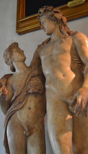 La vite e il mito della sua origine: quando dall&rsquo;amore &ldquo;fluido&rdquo; di Dioniso ed Ampelo nacque il vino