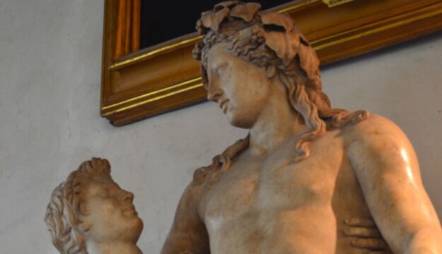 La vite e il mito della sua origine: quando dall&rsquo;amore &ldquo;fluido&rdquo; di Dioniso ed Ampelo nacque il vino