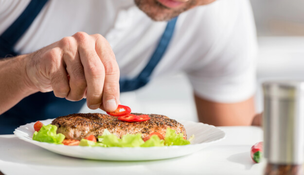 In Italia 5,4 milioni di persone (9,3% della popolazione) non possono permettersi un pasto proteico