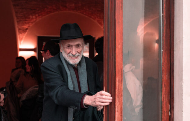 AGRICOLTURA, BORGHI, CAPORALATO, CARLO PETRINI, CIBO, COMUNITA' RURALI, GIOVANI, IDENTITÀ, vino, WINENEWS, Italia