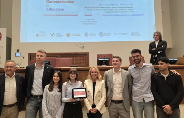 Young people discuss responsible drinking, because Communication is Education, by Federvini