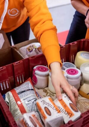 Gdo e lotta allo spreco in Italia: donate oltre 48.000 tonnellate di cibo ogni anno