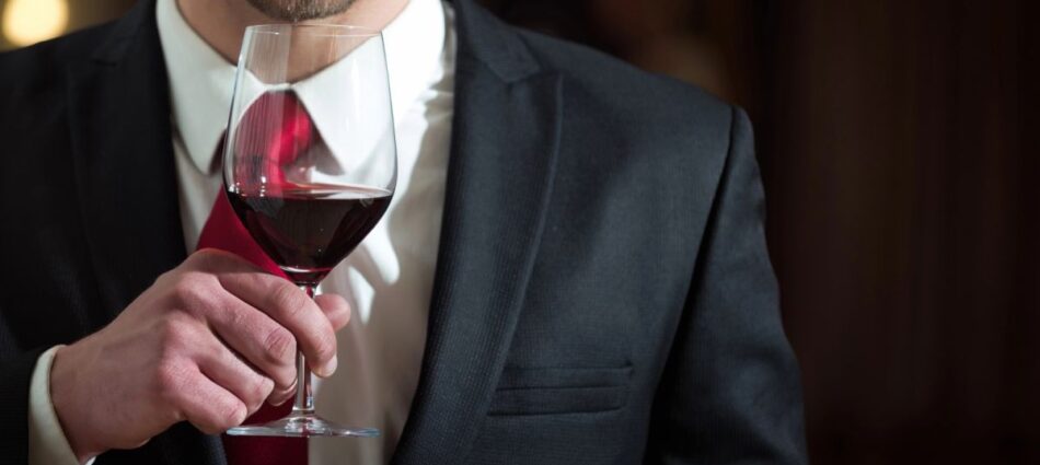 In un settore del vino in difficolt&agrave;, aumenta di intensit&agrave; il turnover del management delle cantine