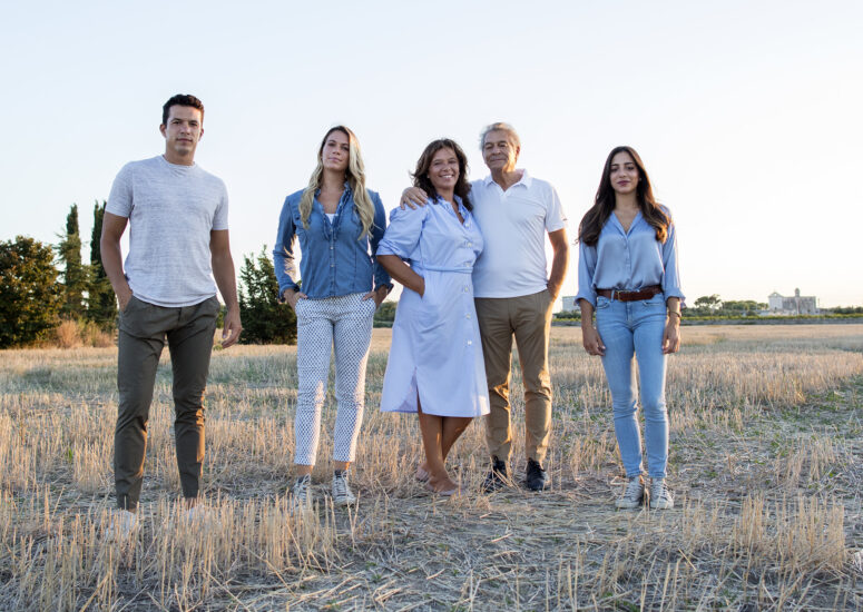 La famiglia Varvaglione, alla guida di una delle cantine simbolo di Puglia