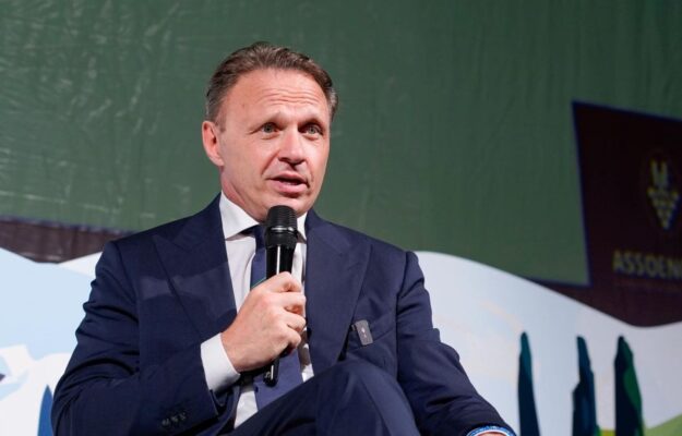 &ldquo;Il brindisi pi&ugrave; grande del mondo all&rsquo;Arena di Verona nella campagna istituzionale per il vino&rdquo;