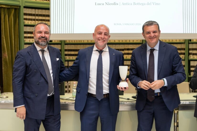 La premiazione di Luca Nicolis, Antica Bottega Vino