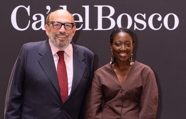 Ca del Bosco Sculpture Award No. 2, artwork by Binta Diaw renews the bond between art an