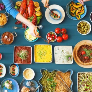 Tra cous cous e falafel, l&rsquo;Universit&agrave; dell&rsquo;Aquila serve a mensa la diversit&agrave; culturale agli studenti