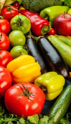 La voglia di frutta e verdura per una sana alimentazione si confronta con il contesto economico