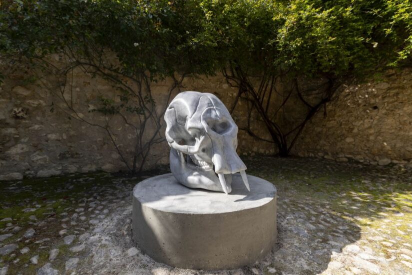 “Viaggio in Sicilia” #10 (ph: studio505, courtesy Monira Al Qadiri e Planeta Cultura)