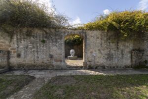 Monira Al Qadiri, tra le protagoniste dell&rsquo;arte contemporanea, per la Tenuta Planeta dell&rsquo;Ulmo