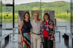 Mecenati del vino: Antinori acquisisce l&rsquo;opera &ldquo;Sampling the Vineyard&rdquo; dell&rsquo;artista Armin Linke