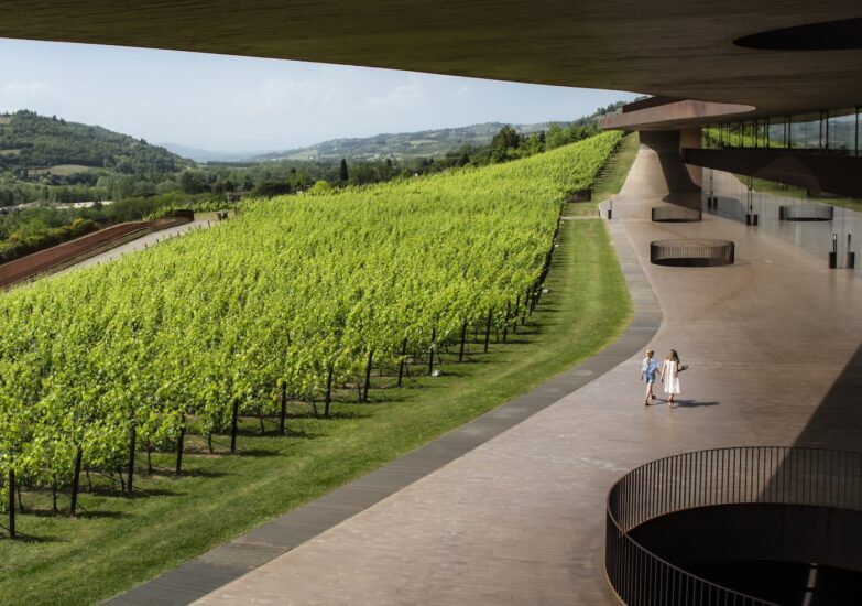 La cantina Antinori nel Chianti Classico 