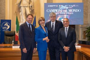Tra lirica e cucina italiana Patrimonio Unesco, l&rsquo;Italia unita con un calice di vino in mondovisione